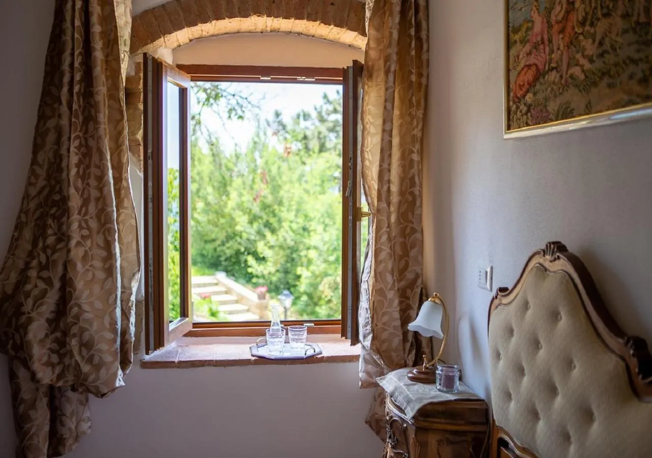 Farm stay Agriturismo I Millepini Case Malva Italy